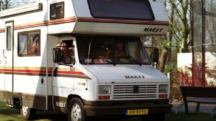 1989 Peugeot J5 Maes 280