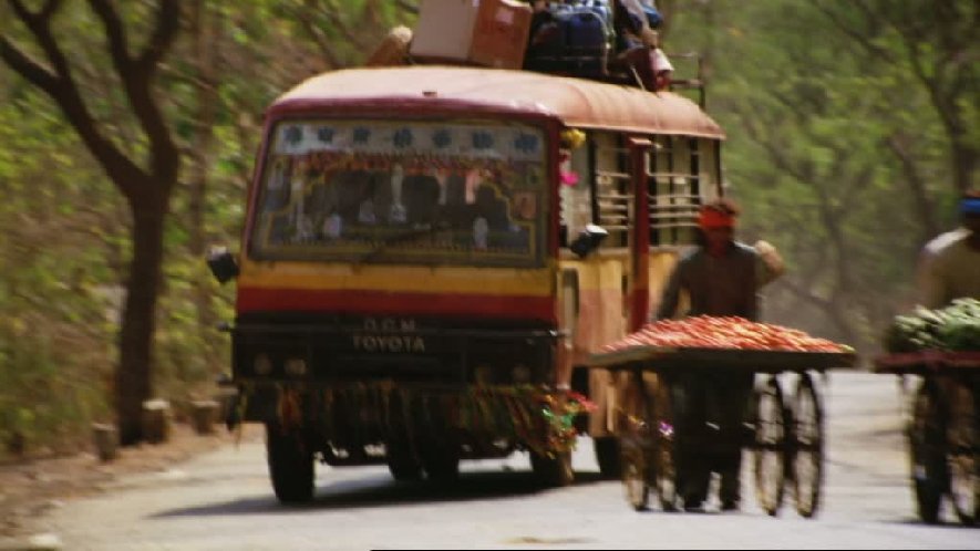 DCM-Toyota Dyna Clipper