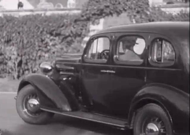 1936 Chevrolet Master De Luxe Sport Sedan