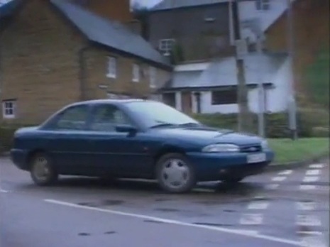 1993 Ford Mondeo MkI [CDW27]