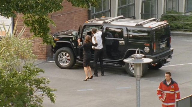 2003 Hummer H2 [GMT820]
