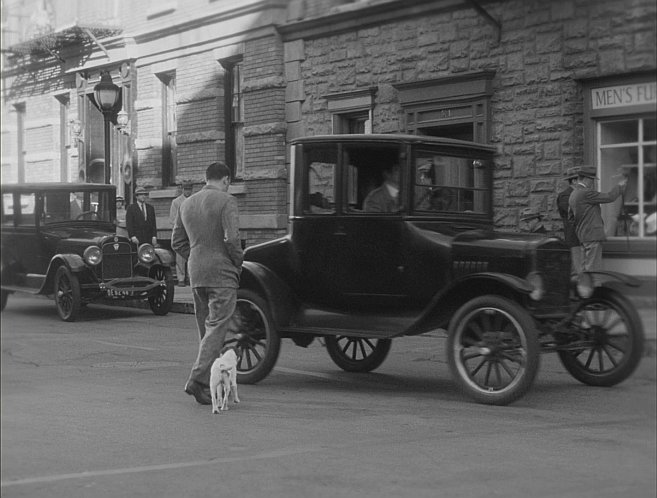 1921 Studebaker Special Six 5 Passenger Sedan
