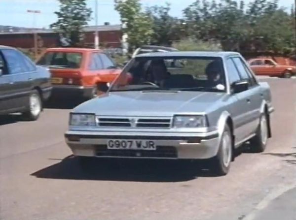1989 Nissan bluebird gs #9