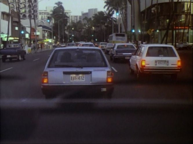 1982 Nissan sentra hatchback #10