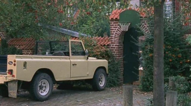 Land-Rover 109'' Series III