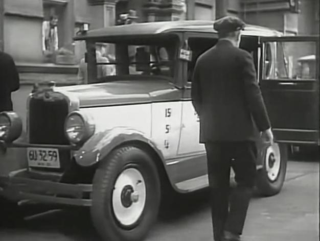 1928 Peerless 6-60 Taxicab