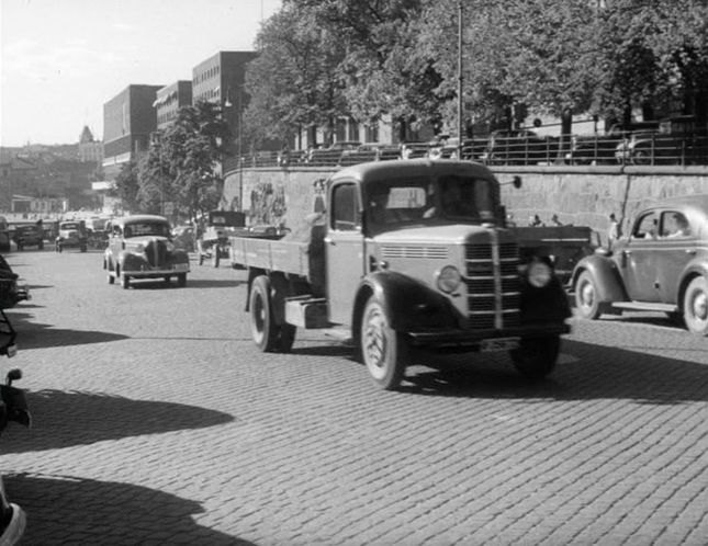 1946 Bedford M-Type