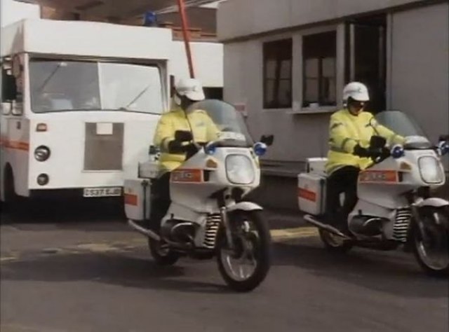 Unknown Prisoner van - Metropolitan Police