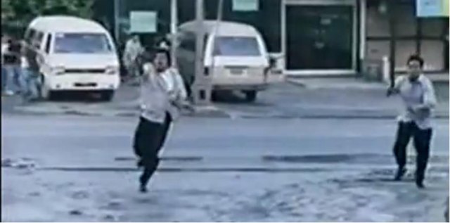 Mitsubishi L-300 Versa Van