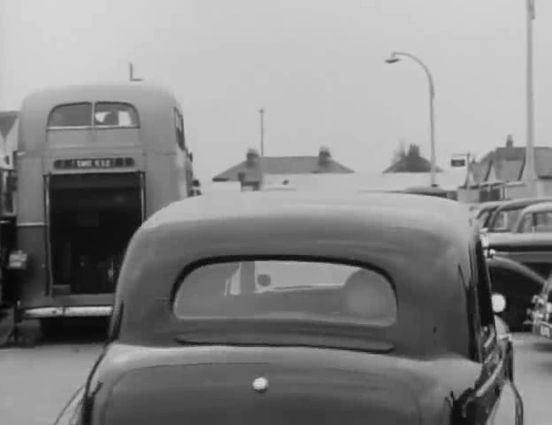 1946 Commer Commando BEA 1½ Deck Airport Bus Park Royal [Q4]