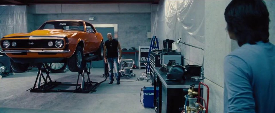 ประมวลภาพรถจากหนังดัง The Fast and the Furious 6