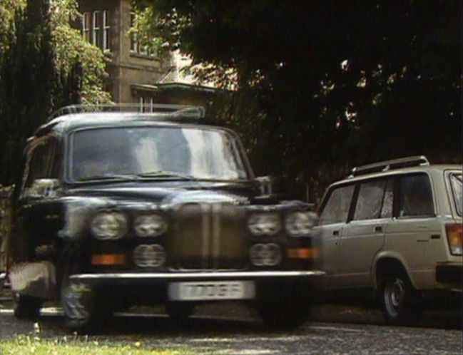 1977 Daimler Hearse [DS420]
