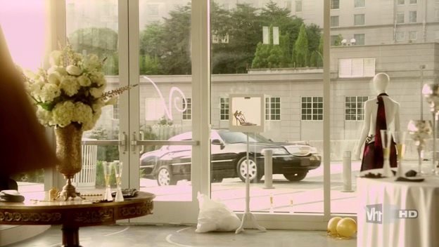 2003 Lincoln Town Car L