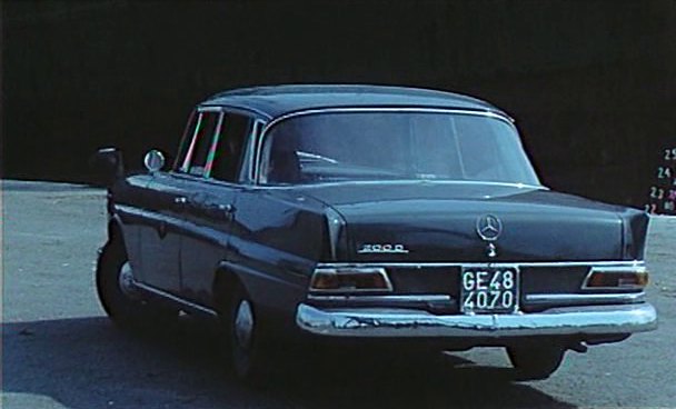 1966 Mercedes-Benz 200 D [W110]