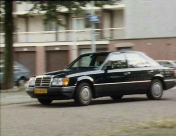 1991 Mercedes-Benz [W124]