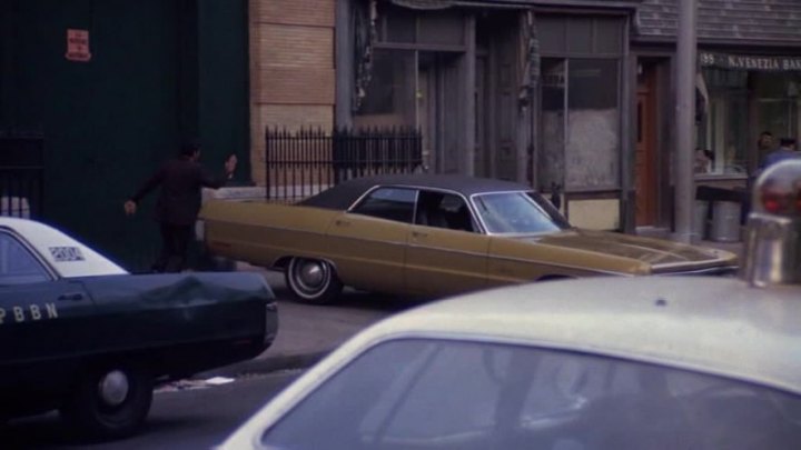 1971 Plymouth Fury III 4-door Hardtop [PM43]