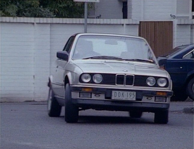 1988 BMW 320i Cabrio [E30]