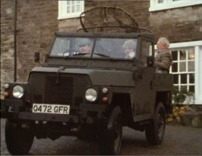 1971 Land-Rover 88'' Series III Light-Weight
