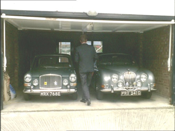 1967 Vanden Plas Princess 1100 MkI [ADO16]