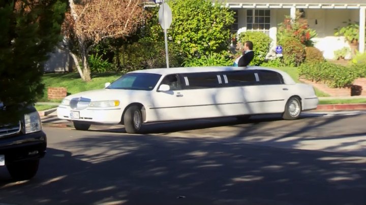 1998 Lincoln Town Car Stretched Limousine