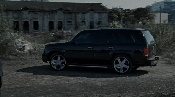 2003 Cadillac Escalade [GMT820]