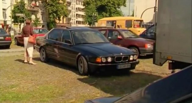 BMW 7 [E32]