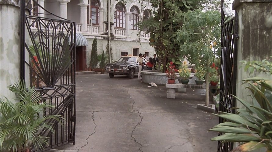 1976 Datsun 220C Diesel [Q330]