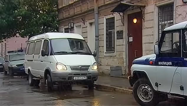 2003 GAZ GAZelle 3221