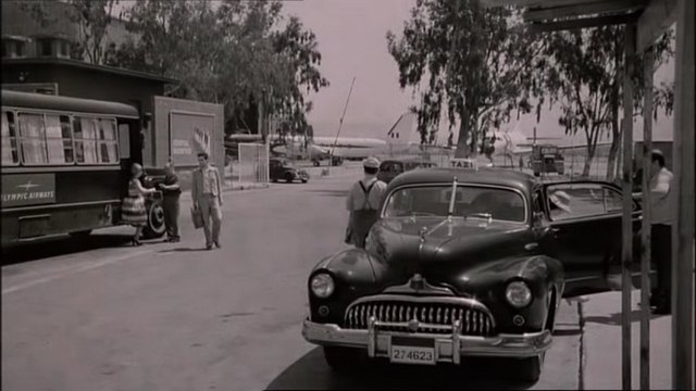 1947 Buick Roadmaster Four-Door Sedan [71]