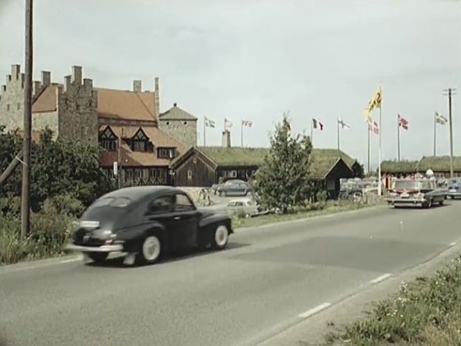 1947 Volvo PV 444 [A]