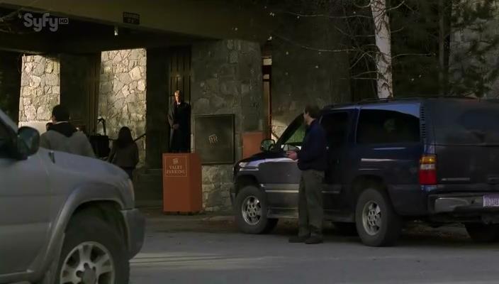 2003 Chevrolet Suburban LS 1500 [GMT830]