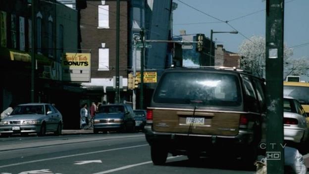 1991 Plymouth Voyager LE [AS]