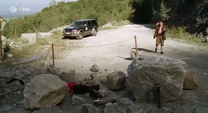 2000 Mitsubishi Pajero Sport 3.0 V6 GLS [K96W]