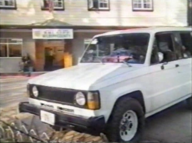 Isuzu Trooper Series I [UBS]