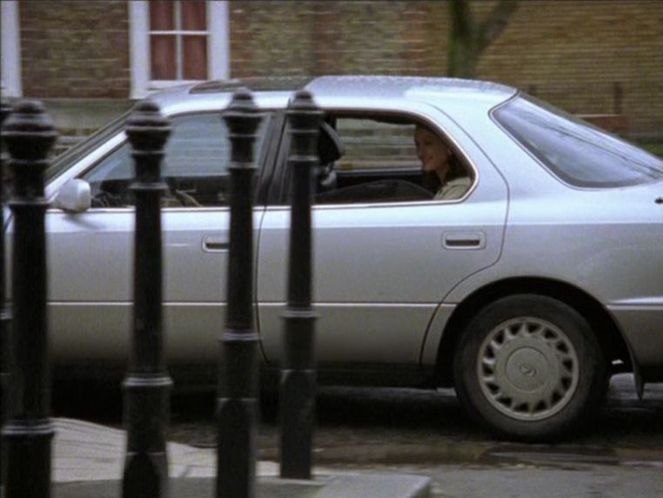 1990 Lexus LS 400 [UCF10]