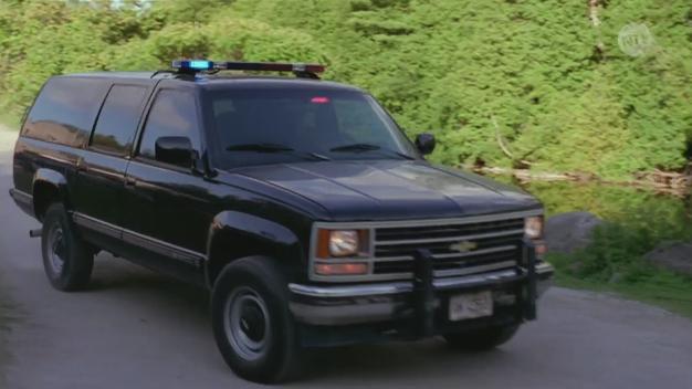 1992 Chevrolet Suburban 2500 [GMT410]