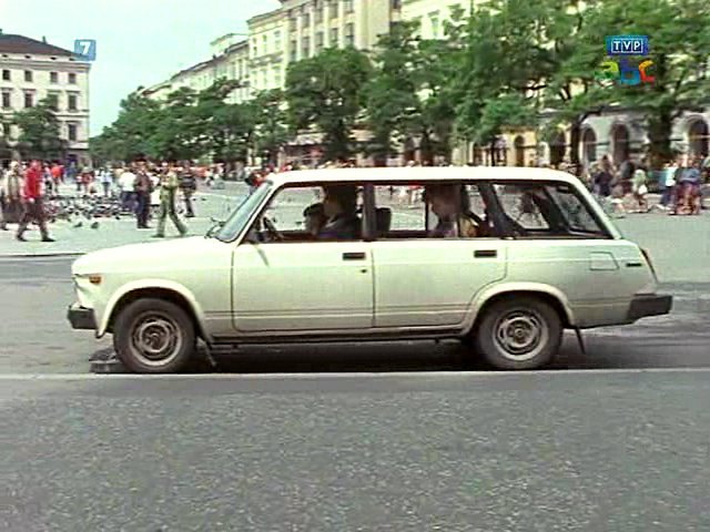  1988 Lada [2104] in Mission Top Secret, 1992-1995