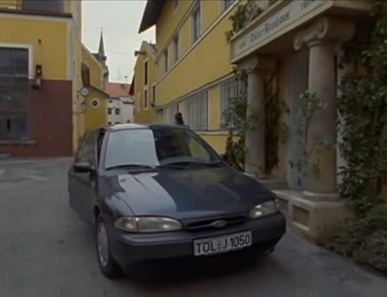 1993 Ford Mondeo MkI [CDW27]