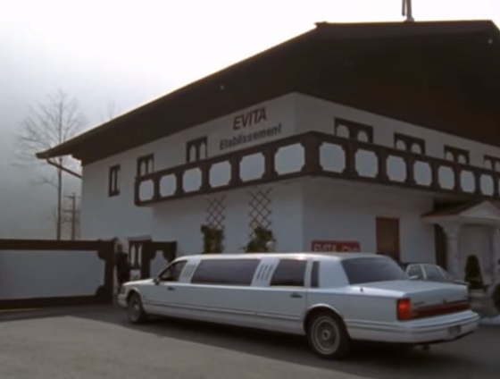 1990 Lincoln Town Car Stretched Limousine