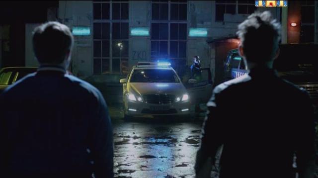 IMCDb.org: 2009 Mercedes-Benz E-Klasse [W212] in "Закон каменных