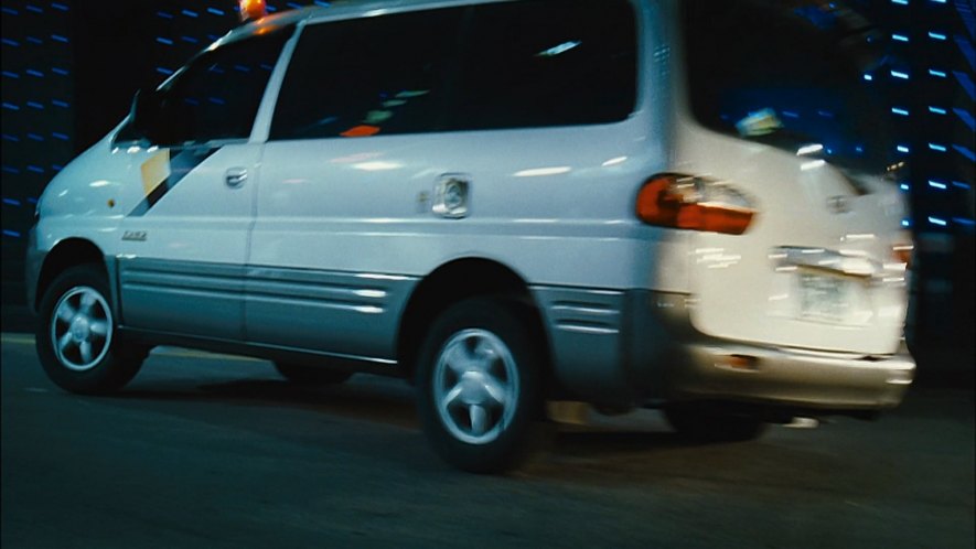 2001 Hyundai Starex SVX 2.5 L CRDi [A1]