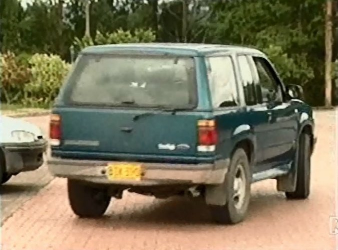 1995 Ford Explorer Sport [UN105]