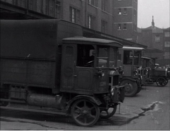 1927 Maudslay 5-Ton Royal Mail conversion to 6 wheeler