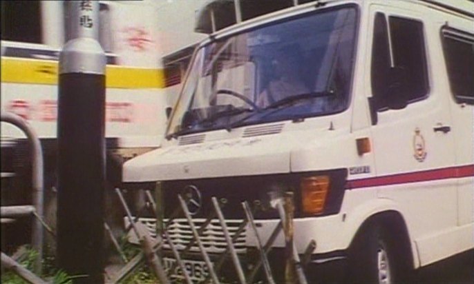 1977 Mercedes-Benz 207 D HK Police [T1]