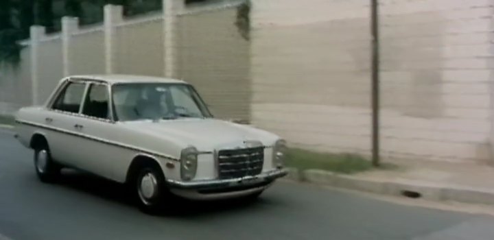 1974 Mercedes-Benz 230.4 [W115]