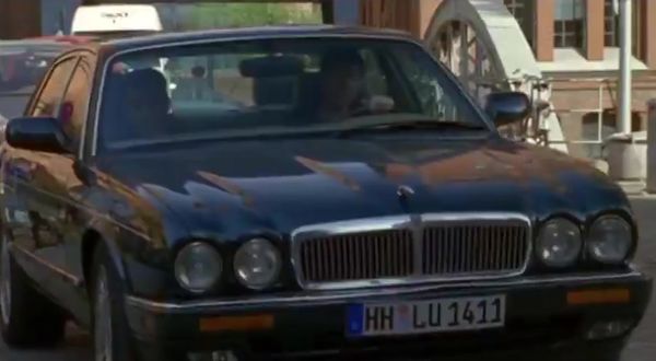 1995 Jaguar Sovereign [X300]