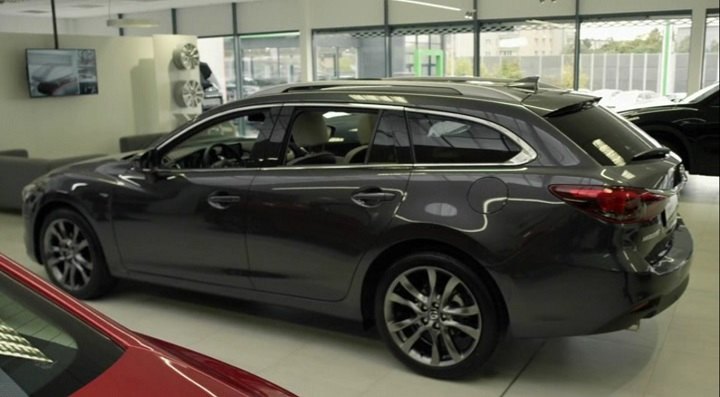 2015 Mazda 6 Kombi [GJ] in "Jak básníci čekají