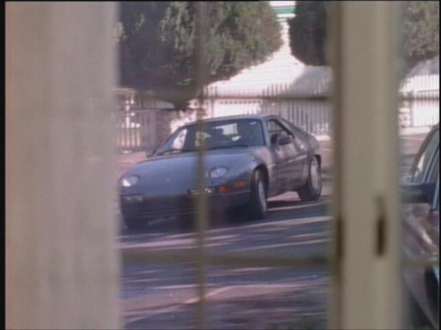 1987 Porsche 928 S4