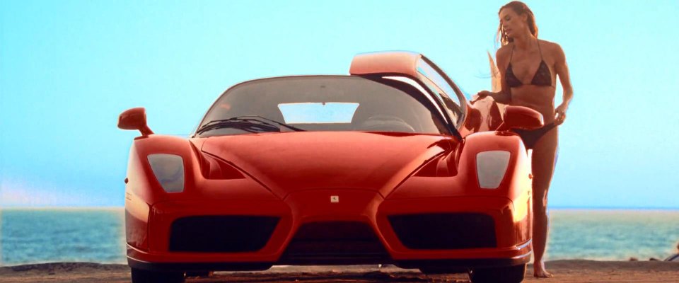 Dalam'Charlie's Angels Full Throttle' mobil Ferrari ini dipakai Natalie