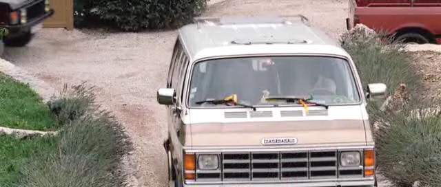 1986 Dodge Ram Wagon